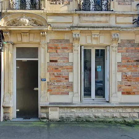 Charming With View Of The Abbaye-aux-hommes Appartamento